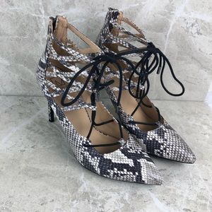Material Girl "Pronto" Snakeskin point toe Heels 8